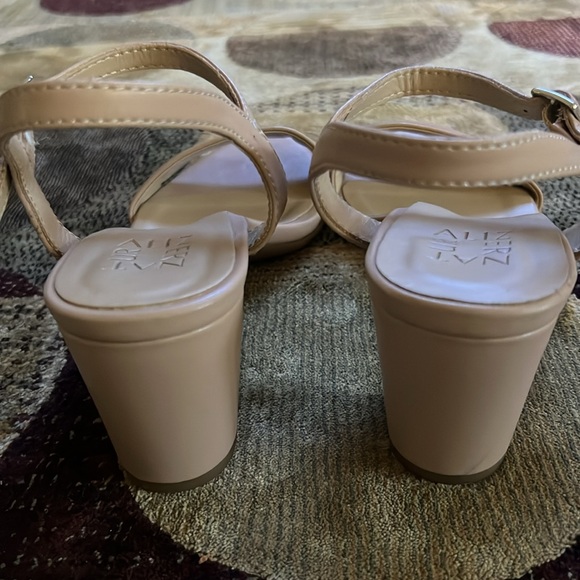 Naturalizer Bristol sandals - Picture 3 of 5